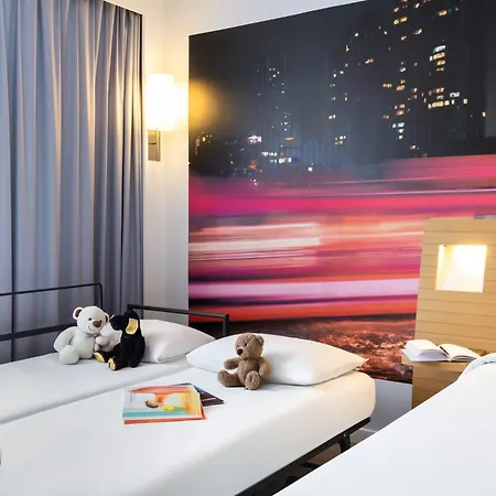 Hotel Novotel Centre 4*